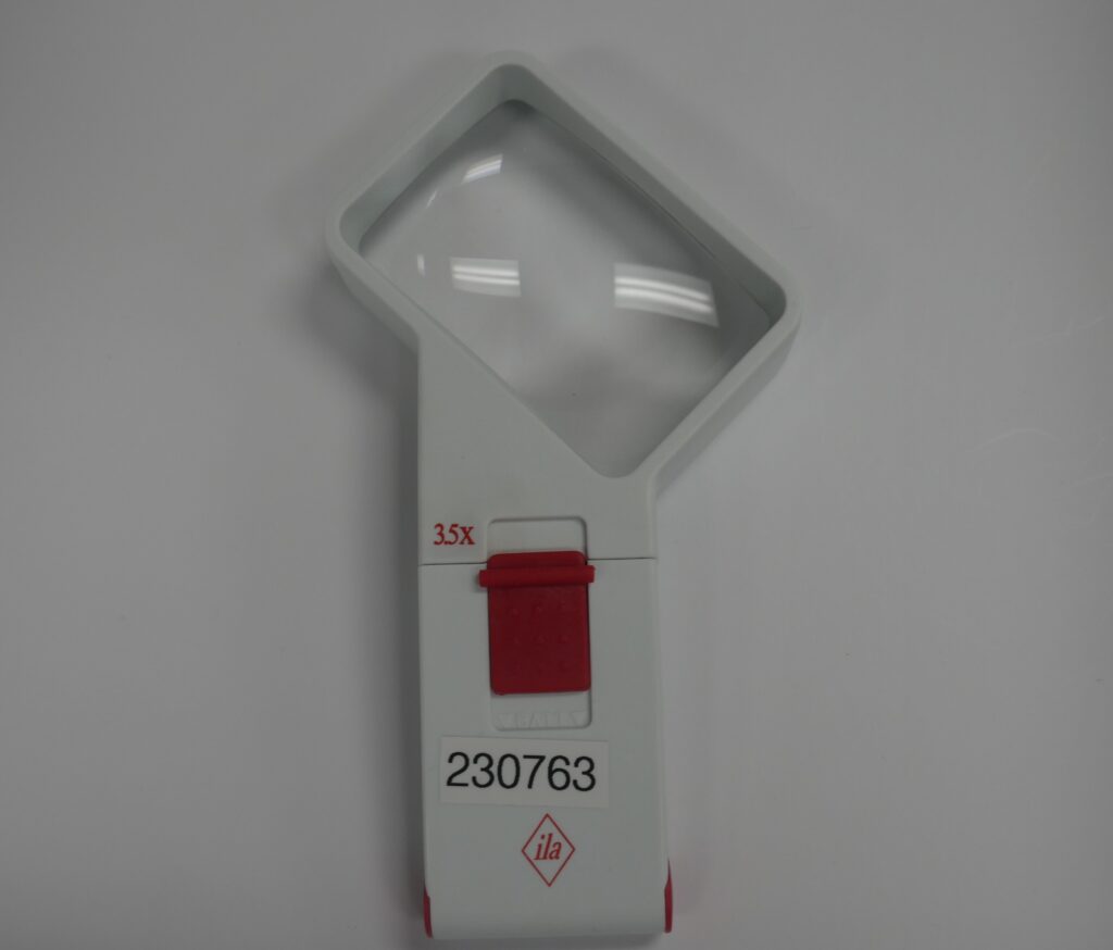 White-Red Ila 3.5X LED Hand Held Illuminated Magnifier 3"" x 2""