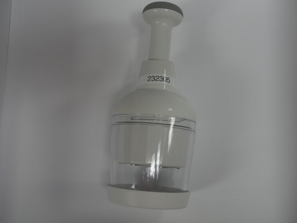 White Pampered Chef Food Chopper