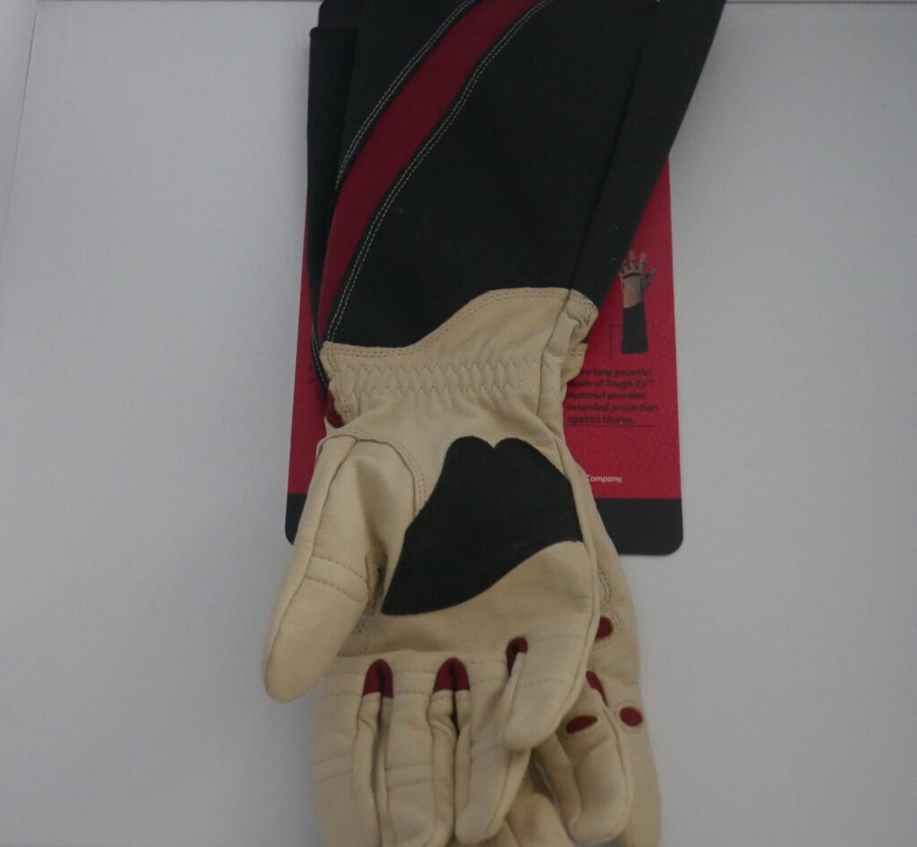 Black-White-Red XL Women's Bionic Rose Gardening Gloves